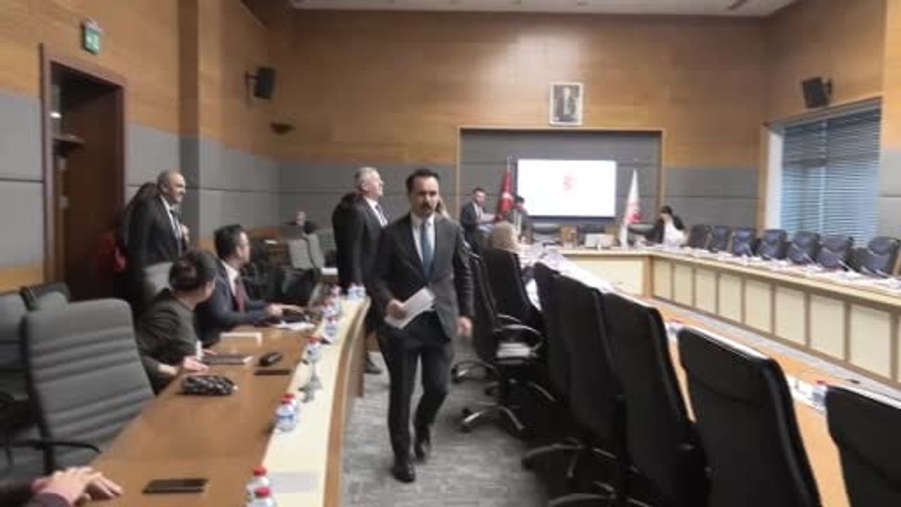 Metin Şentürk TBMM'de Engelli Sorunlarını ve Hayat Hikayesini Paylaştı