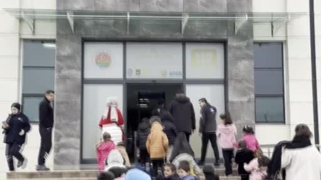 Minik Öğrenciler 112'yi Yerinde Öğrendi — Şırnak 112 Acil Çağrı Merkezi Ziyareti