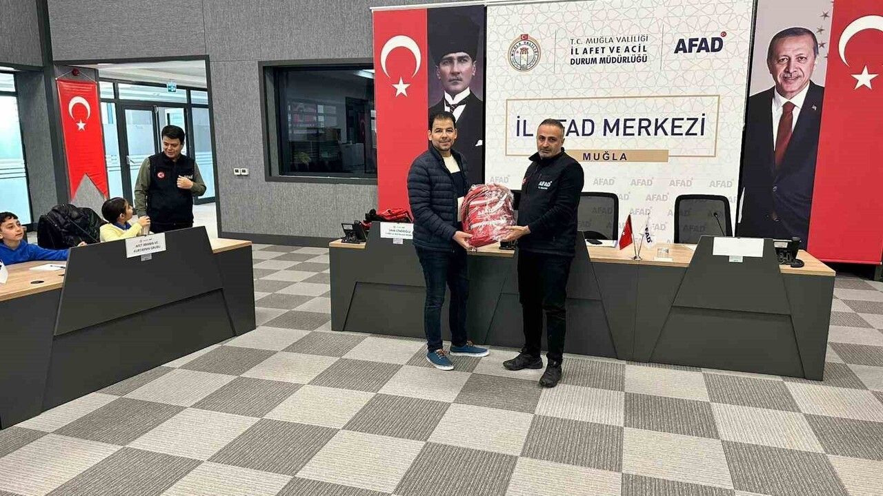 Muğla AFAD, Yenice İlkokulu 2. Sınıflarına Afet Eğitimi Verdi