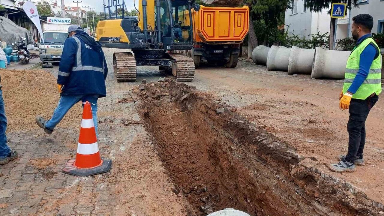 Muğla Büyükşehir'den Datça'ya 300 Milyon TL'lik Yol Yatırımı