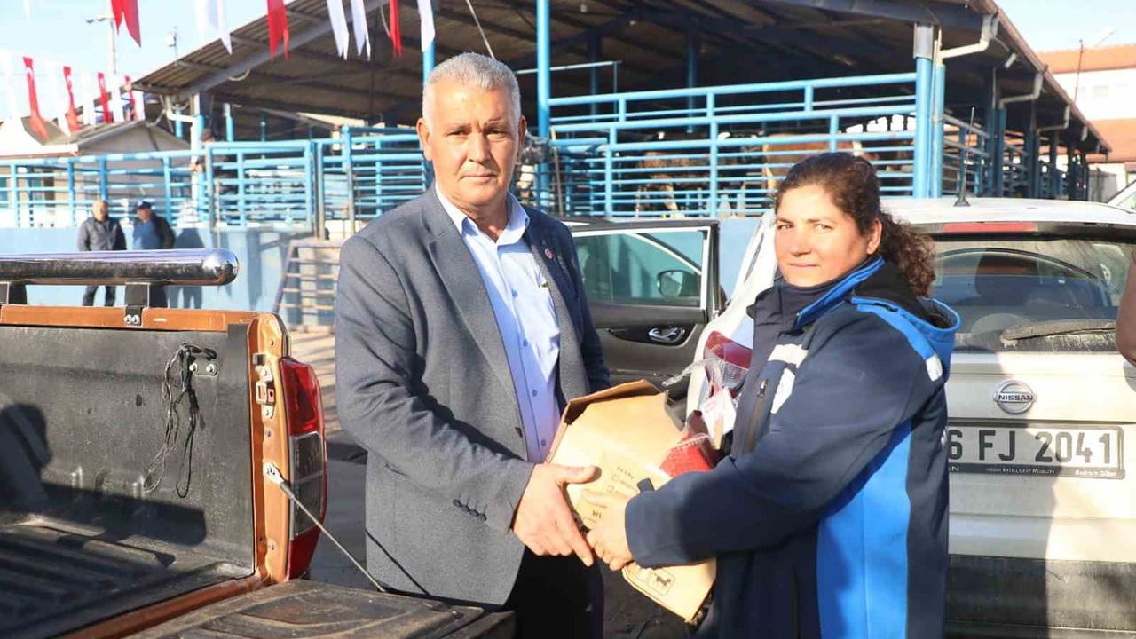 Muğla Büyükşehir'den Ücretsiz Mineral Blok Taşı Desteği