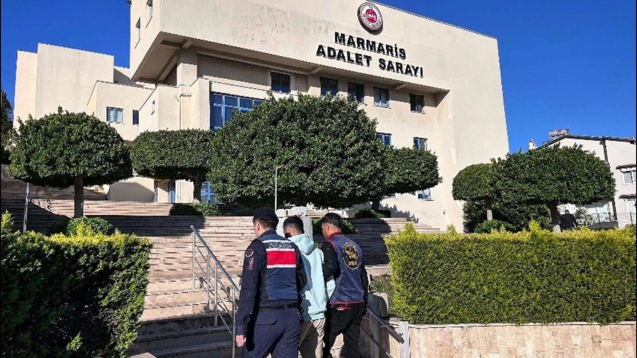 Muğla'da Jandarma Operasyonu: 44 Aranan Şahıs Yakalandı, 15 Tutuklandı