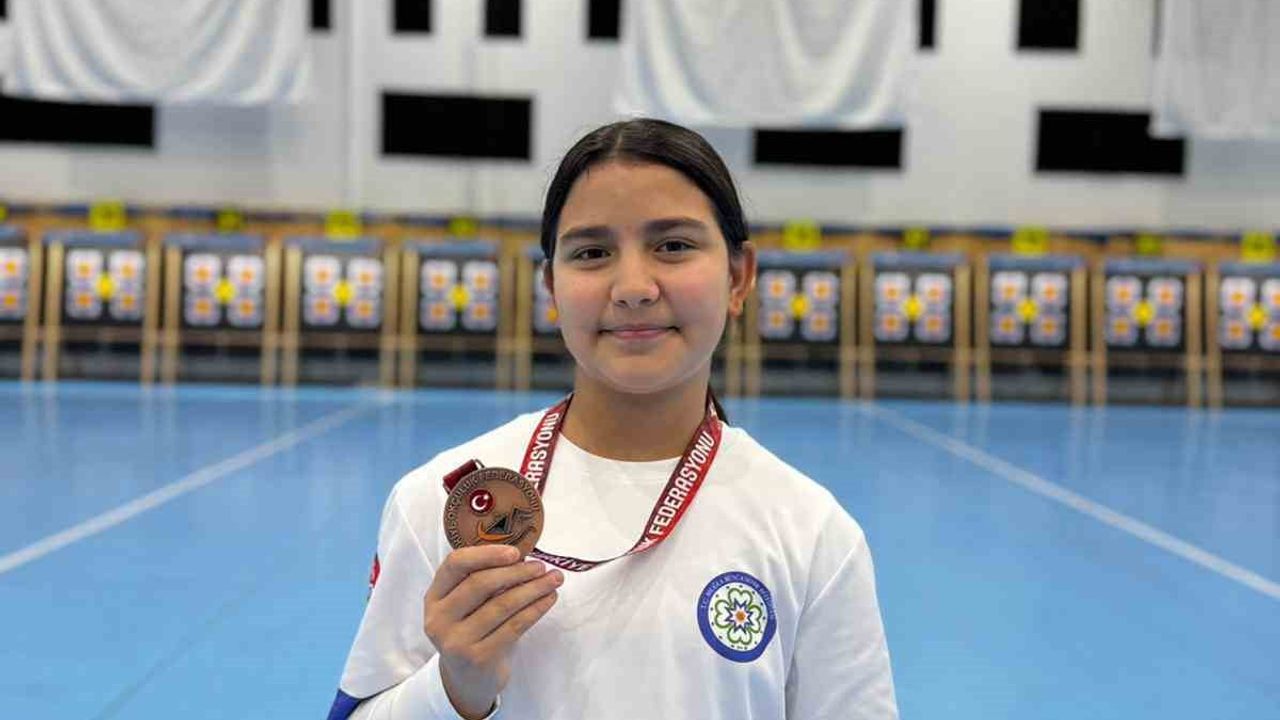 Muğla'nın 'Altın Kızları' U-13 Türkiye Şampiyonu