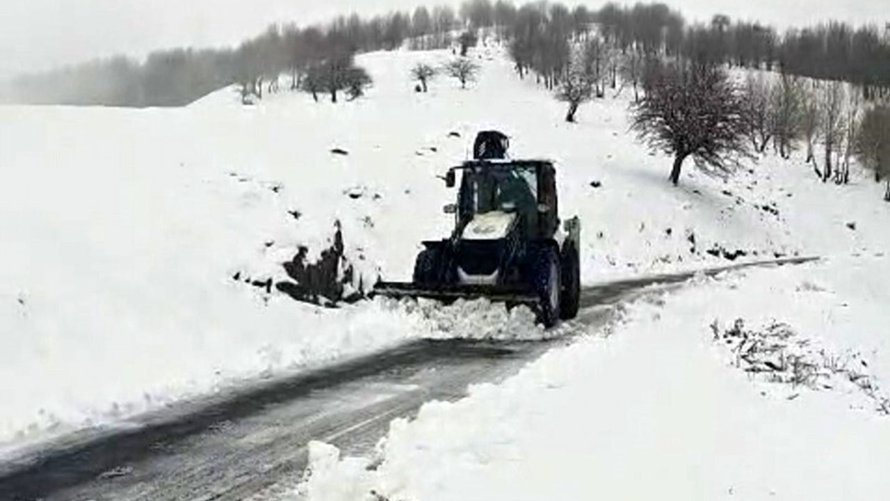 Muş'ta 26 Yerleşim Yeri Kar ve Tipi Sonrası Yeniden Ulaşıma Açıldı