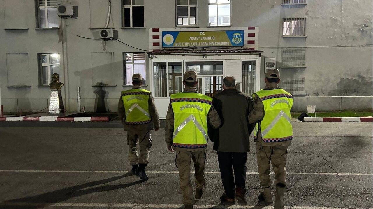 Muş'ta Çek Suçundan Aranan Hükümlü Jandarma Operasyonuyla Yakalandı