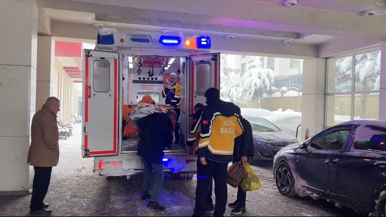 Muş’ta özel donanımlı obez ambulansla hasta nakli