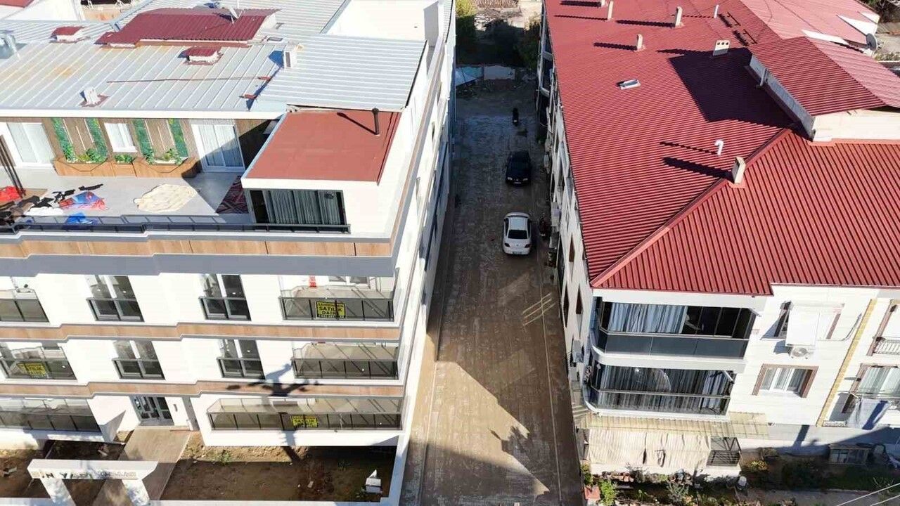 Nazilli Belediyesi Yeni Mahalle 171/2 Sokak'ta Taş Döşeme Çalışmasını Tamamladı