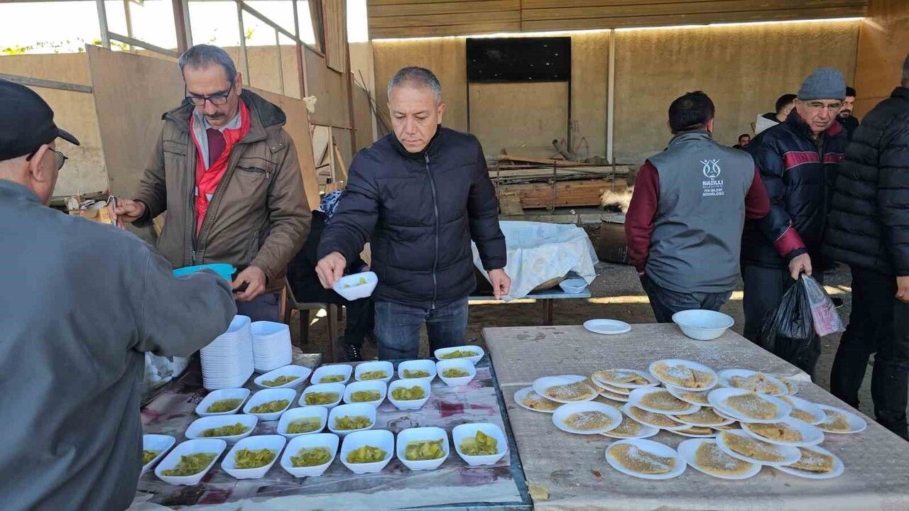 Nazilli'de Keşkek Hayrı: Fen İşleri Müdürlüğü'nden 5 Bin Kişilik Etkinlik