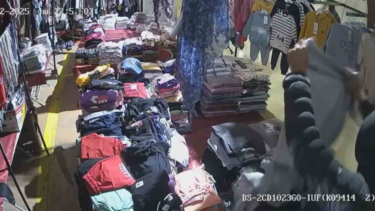 Nevşehir'de 3 Çocuk Pazar Tezgahından Kıyafet Çalarken Yakalandı