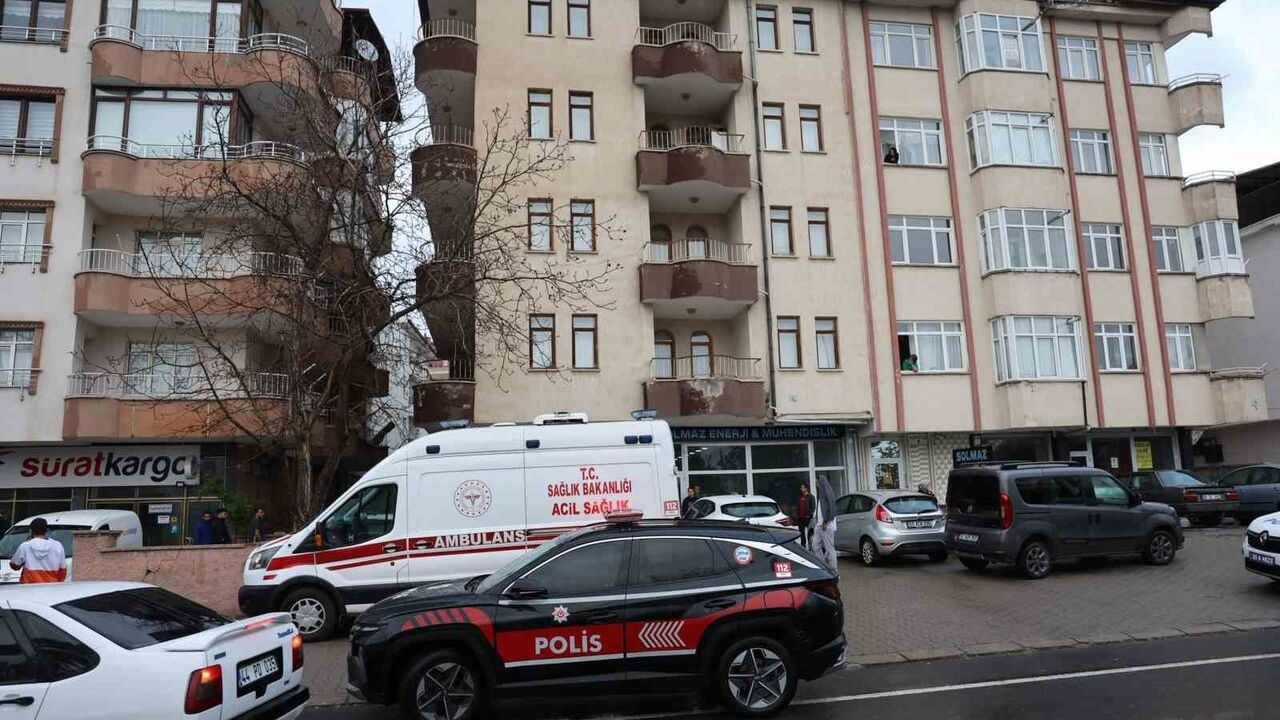 Nevşehir'de Balkondan Düşen Eşin Ölümünde Koca Tahliye Edildi: 'İçişleri bakanım' Kaydı