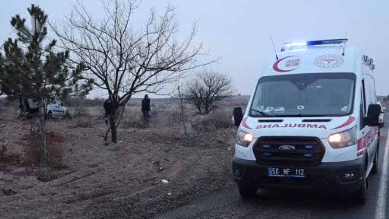 Nevşehir'de hafif ticari araç takla attı: 1 yaralı