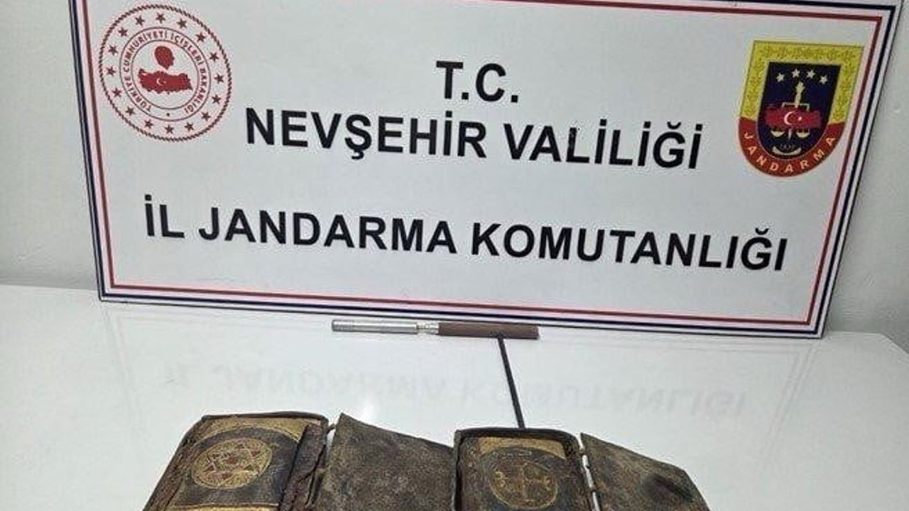 Nevşehir'de Jandarma 2 Tevrat Ele Geçirdi