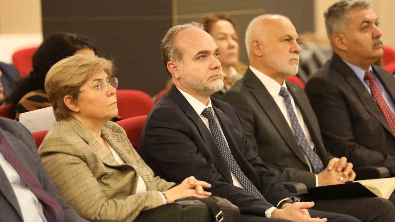 Niğde'de Bağımlılıkla Mücadele Toplantısı — Vali Cahit Çelik Başkanlığında