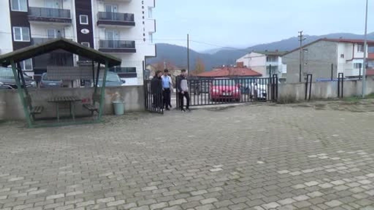 Nilüfer Hatun MTAL'de Geri Dönüşümle Trafo Sarma Makinesi Geliştirildi