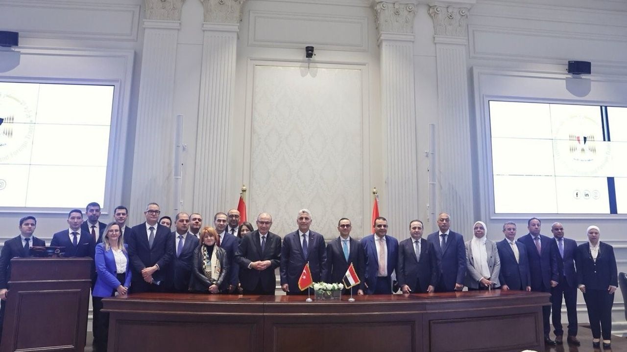 Ömer Bolat Kahire'de: Türkiye-Mısır YDTİM II. Dönem Toplantısı
