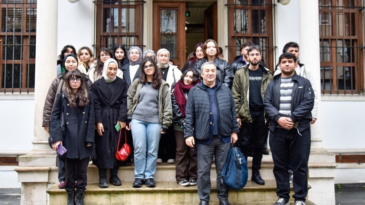 OMÜ Bilim Kafe'de 'Geçmişten Günümüze Halk İnançları' — Doç. Dr. Hasan Kızıldağ