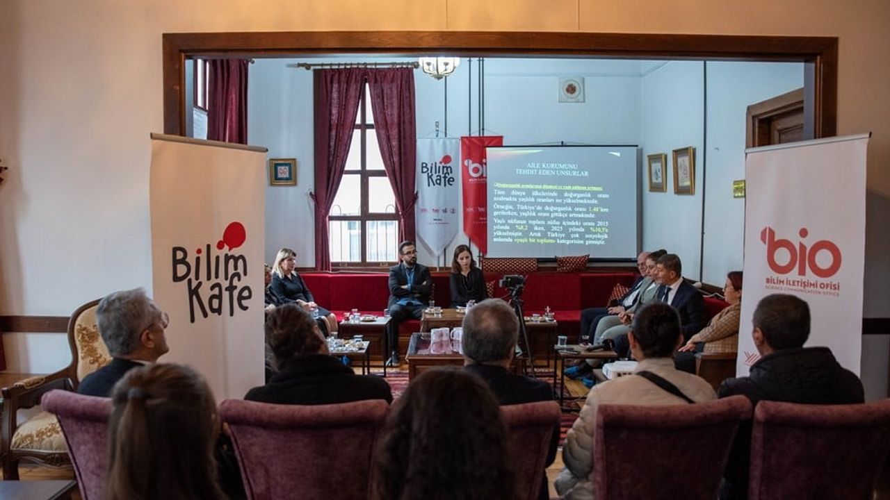 OMÜ'de 'Elimi Tutmak İster Misin?' — Koruyucu Aileliğin Psikolojik ve İnsani Boyutları