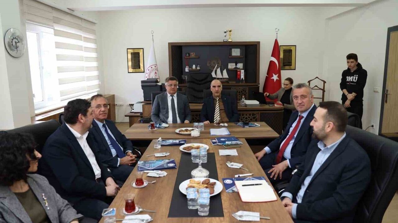OMÜ ve MEB, Mesleki ve Teknik Eğitimde Ortak Projeleri Görüştü