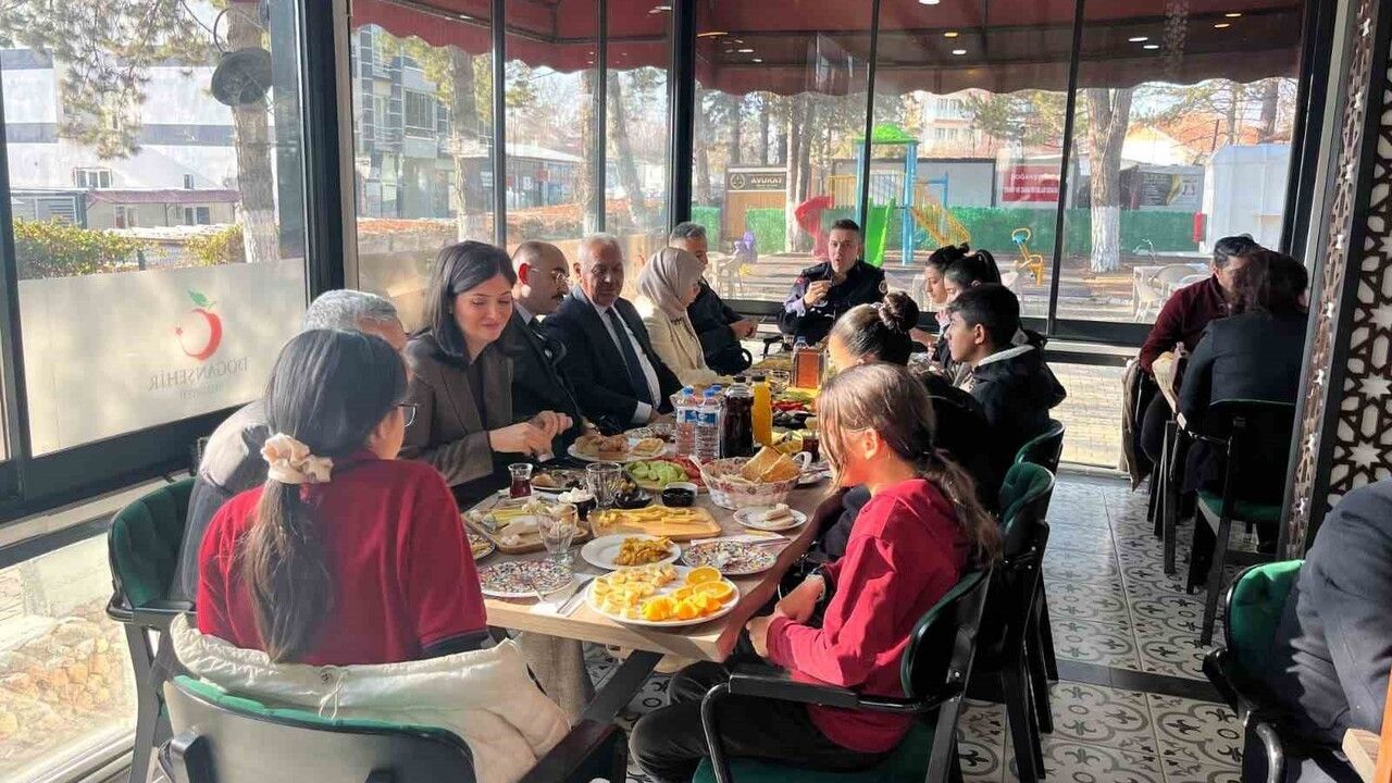 ÖNEM Projesi Doğanşehir'de 'Ben de Varım' ile Öğrenci-Hami Buluşması