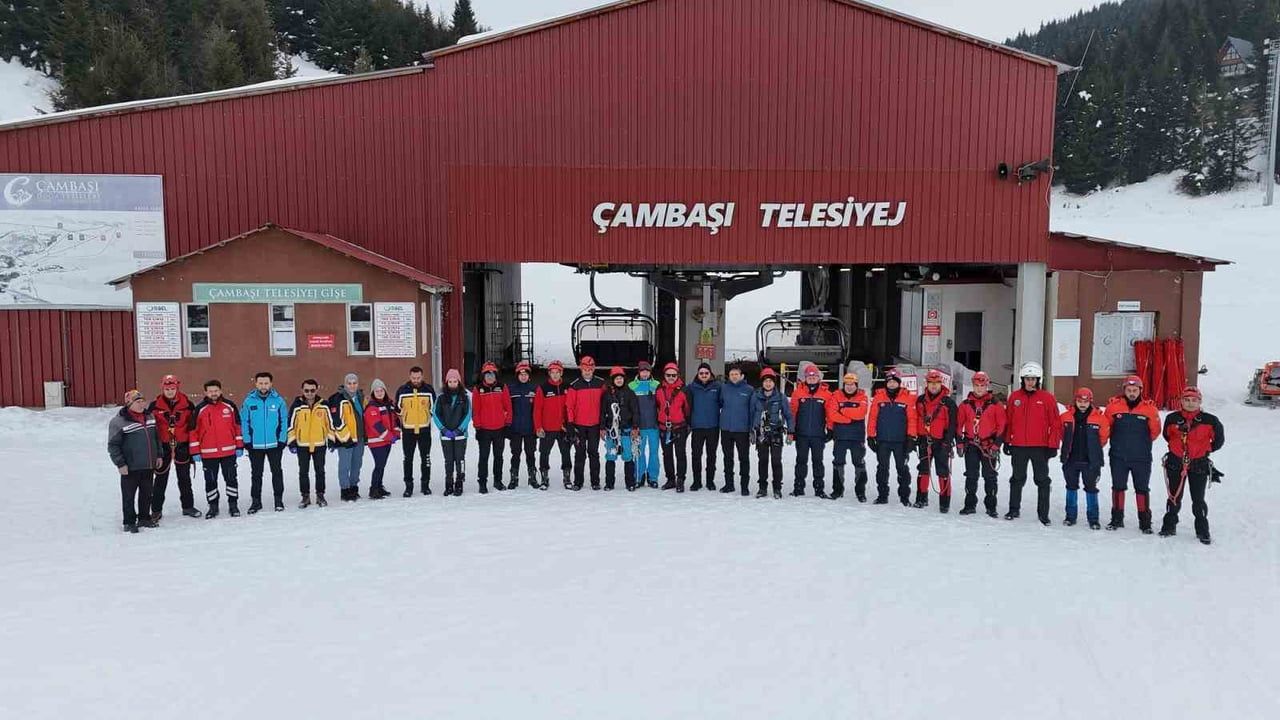 Ordu Çambaşı'nda Gerçeğini Aratmayan Kurtarma Tatbikatı
