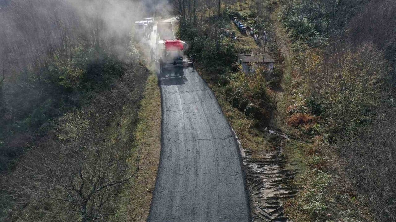 Ordu'da Asfalt Seferberliği: Gürgentepe Şirinköy-Alaseher Yolu Asfaltlanıyor