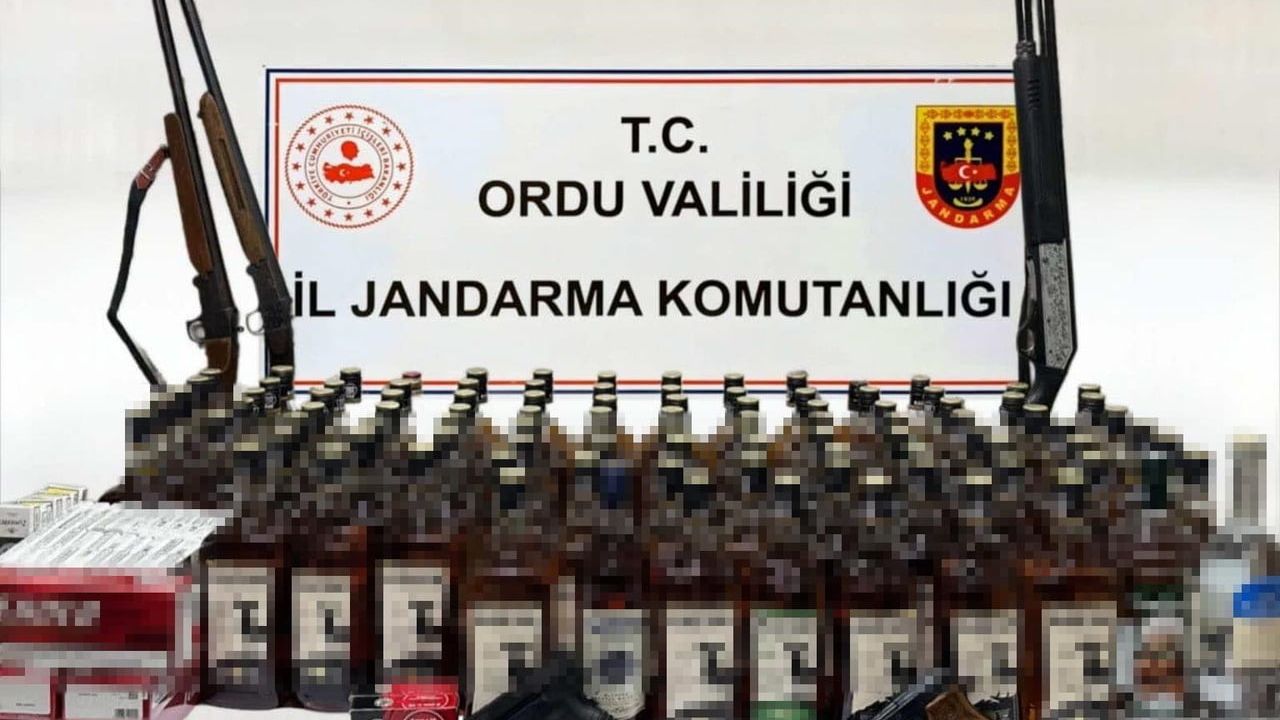 Ordu'da Yılbaşı Öncesi Jandarma Operasyonu: 102 Litre Kaçak Alkol Ele Geçirildi