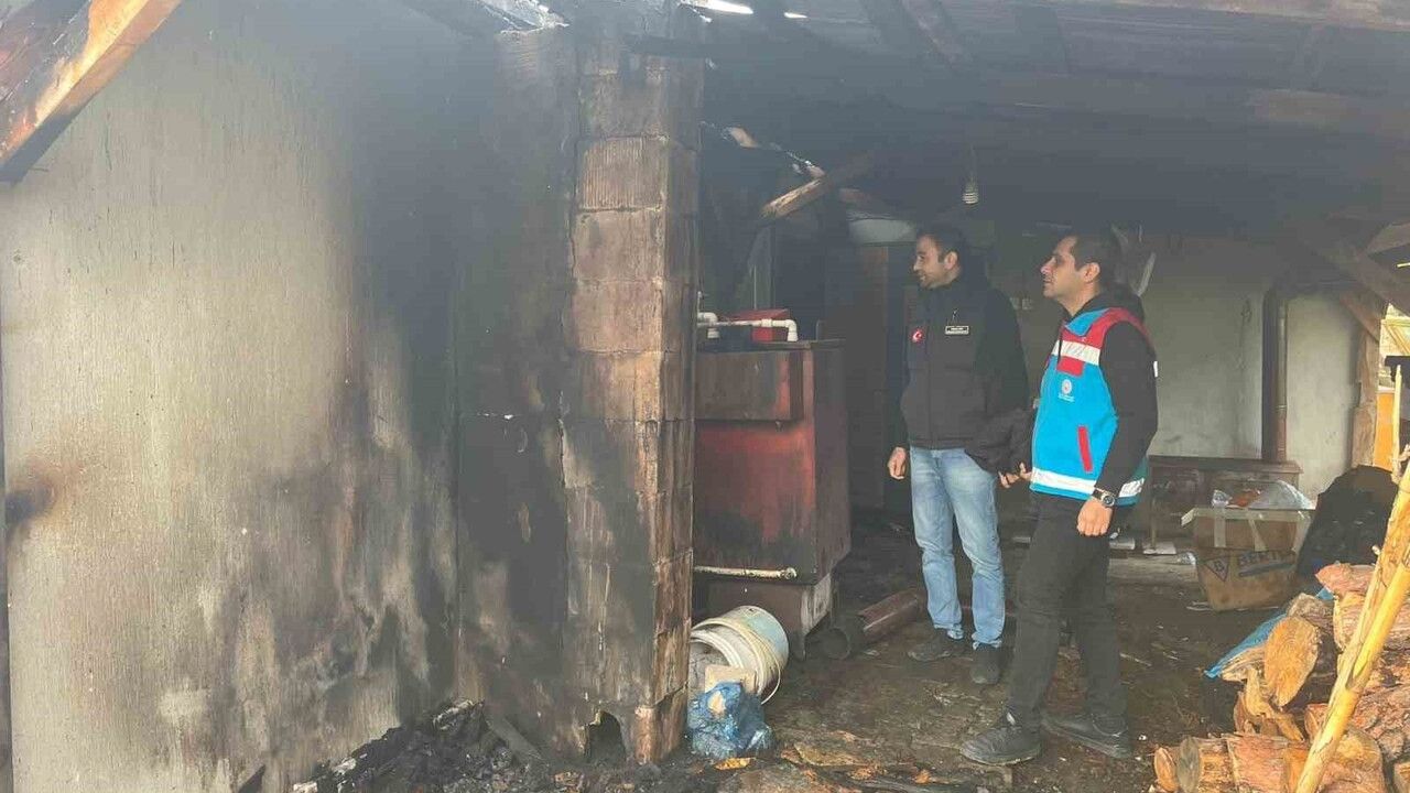 Osmaneli’de Ev Yangını: Eşyalar Kullanılamaz Hale Geldi