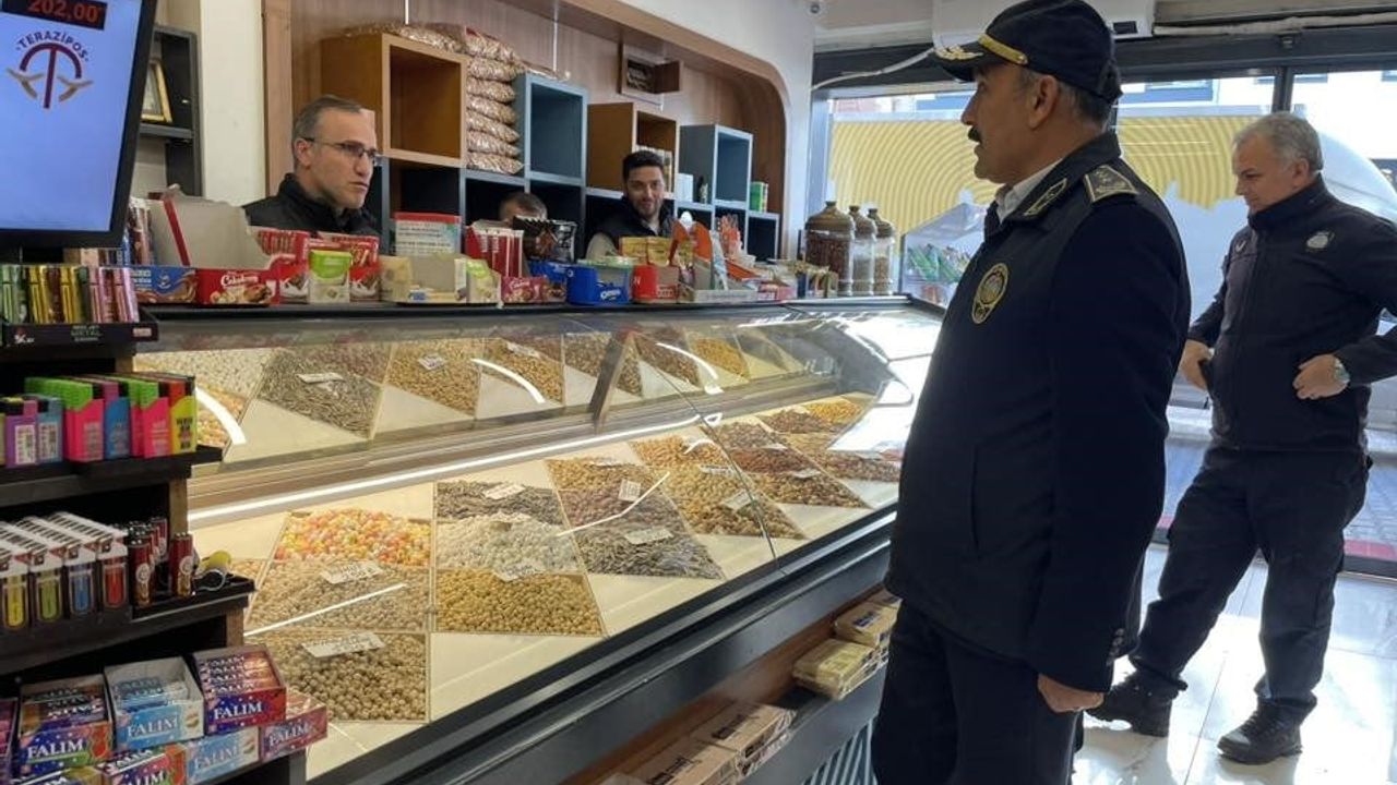 Osmaneli'de Zabıta'dan Yılbaşı Denetimi: Pastane ve Kuruyemişte Sıkı Kontrol