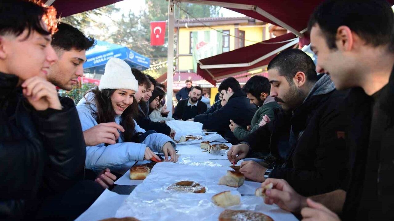 Osmangazi'de Gastronomi Turu: Bursa'nın Asırlık Lezzetleri Öğrencilerle Buluştu