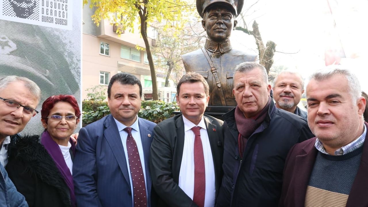 Osmangazi'de Kubilay Anıtı Açıldı