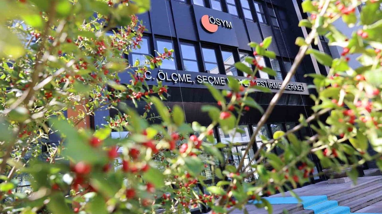 ÖSYM 2025'te 8 Milyondan Fazla Adaya Sınav Hizmeti Verdi