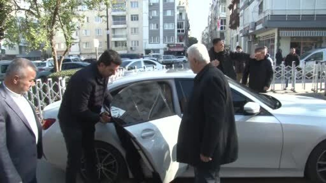 Özgür Özel, Gülşah Durbay İçin Manisa’da Taziyeleri Kabul Etti