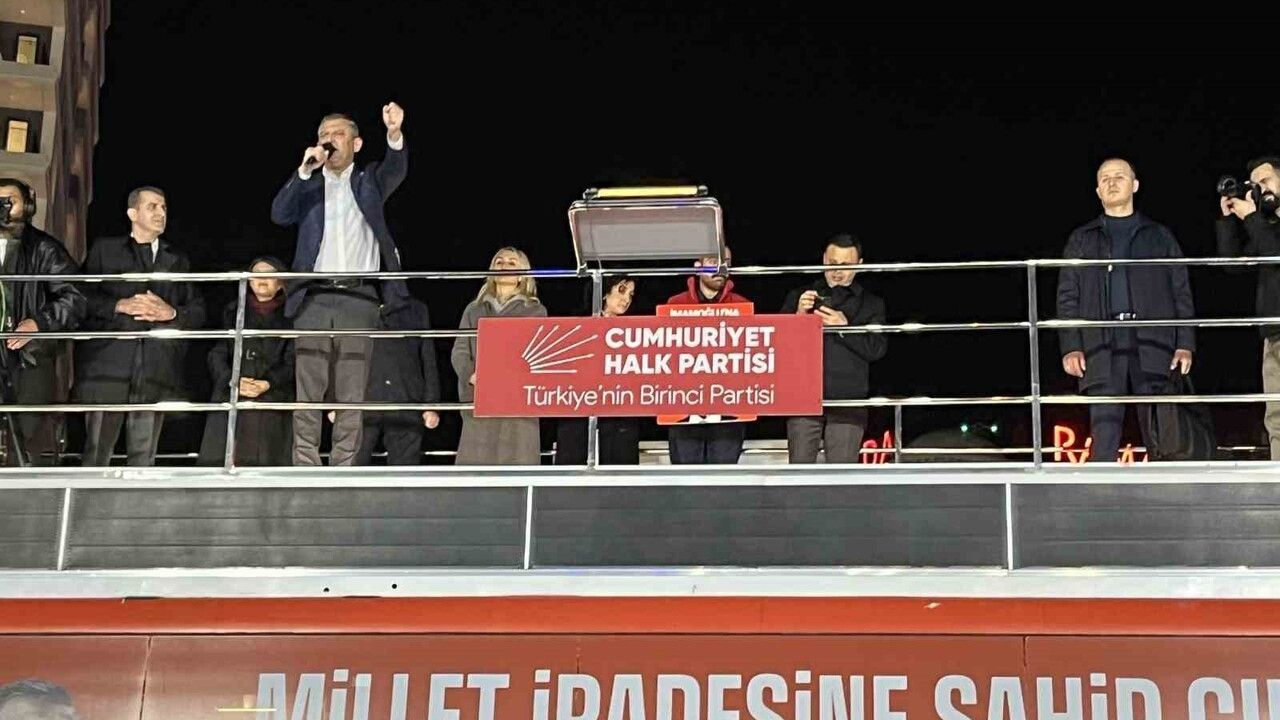 Özgür Özel Güngören'de: 'Millet İradesine Sahip Çıkıyor' Mitingi