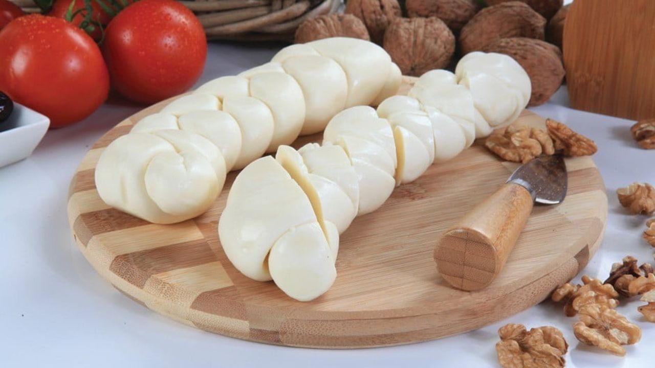 Özhan Market 2026'ya Hazır: Bursa'da Yılbaşı Paketleri ve İndirimler