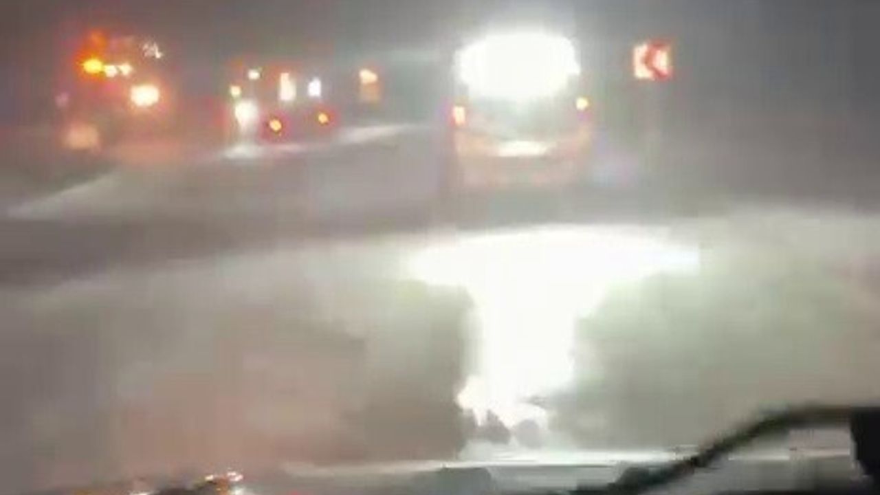 Palandöken Geçidi'nde Tipi: Erzurum Tekman'da Mahsur Kalanlar Kurtarıldı