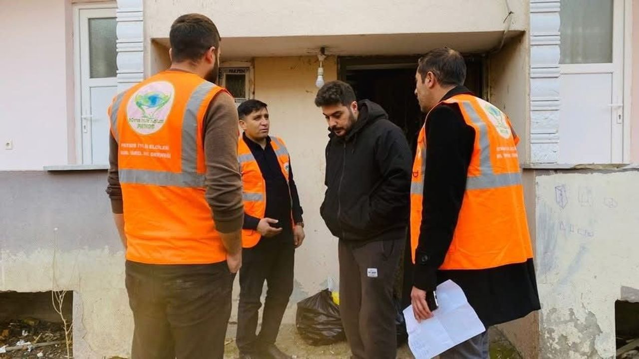 Patnos İyilik Elçileri Derneği'nden İhtiyaç Sahiplerine Düzenli Yardım