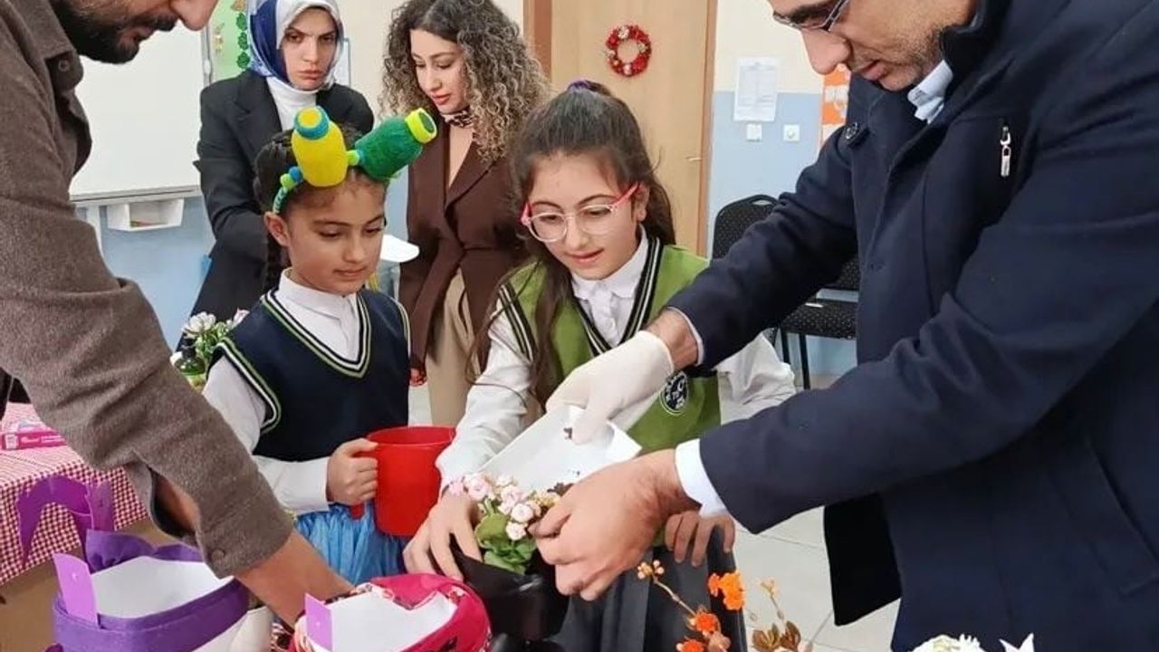 Patnos’ta 'Geleceğin Liderleri' Yeşil Etkinlikte — Geri Dönüşüm ve Liderlik Öne Çıktı