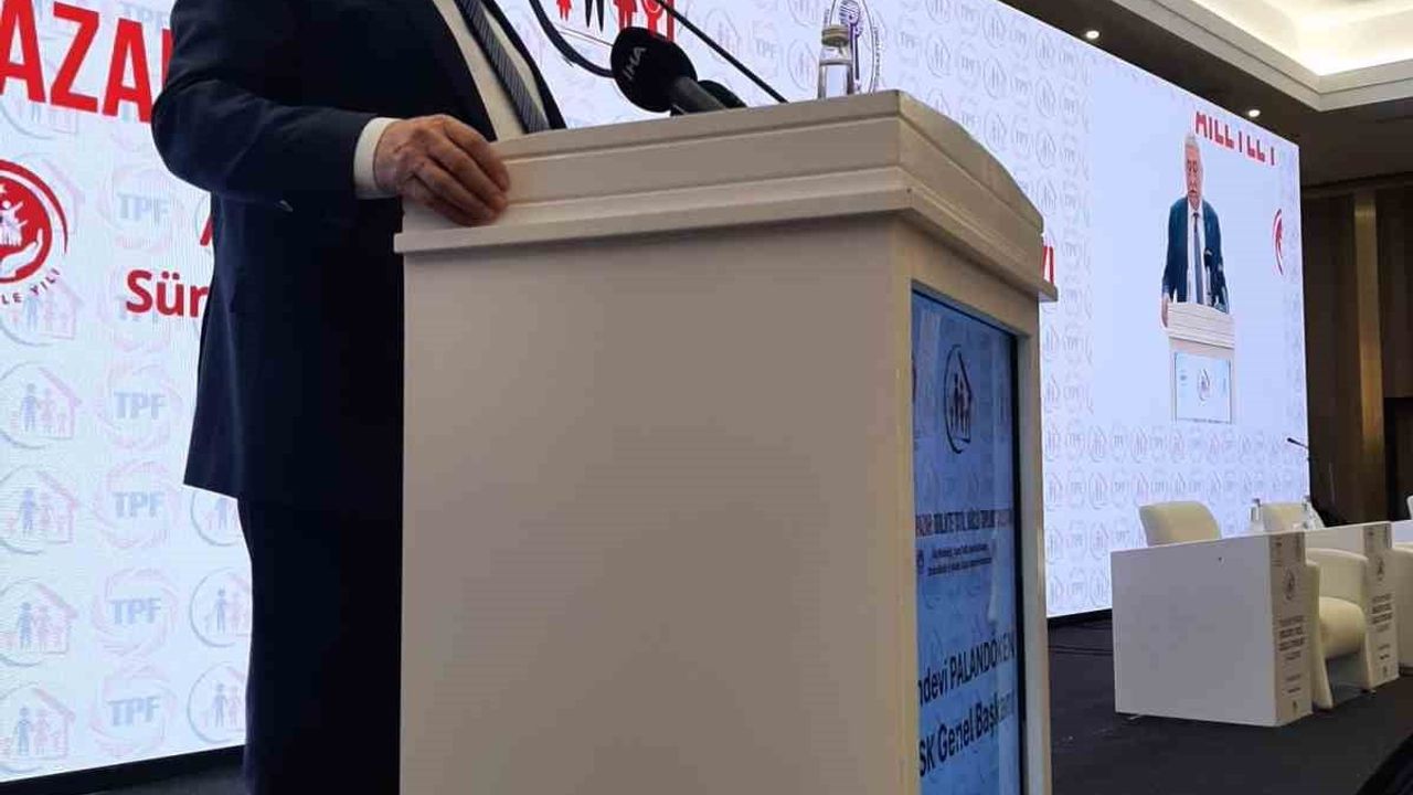 Pazar Günü Tatili Tartışması: Perakende Yasası ve Market Zincirleri