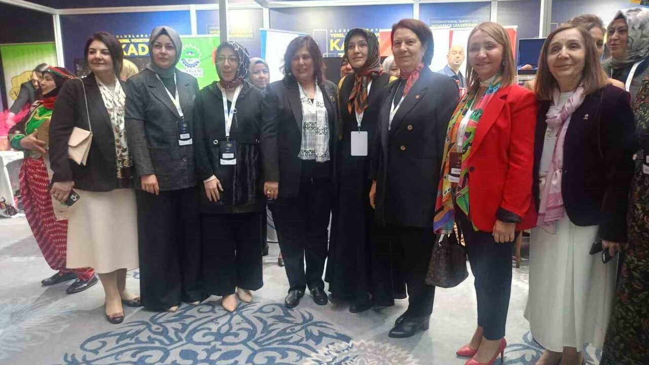 Pazaryeri'nin Kadın Emeği İstanbul'da 'Kadınla Yükselen Şehirler' Zirvesinde İlgi Topladı