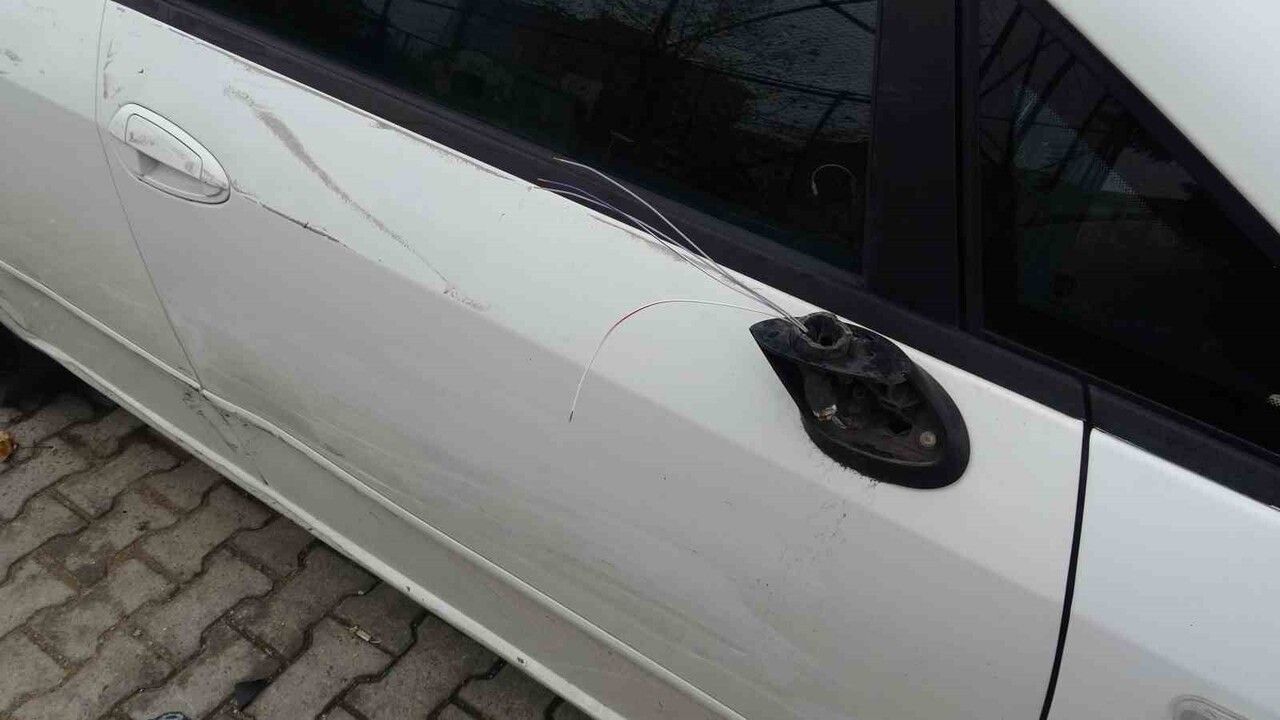 Pendik’te alkollü sürücü dehşeti: 3.2 promil, 7 araca hasar