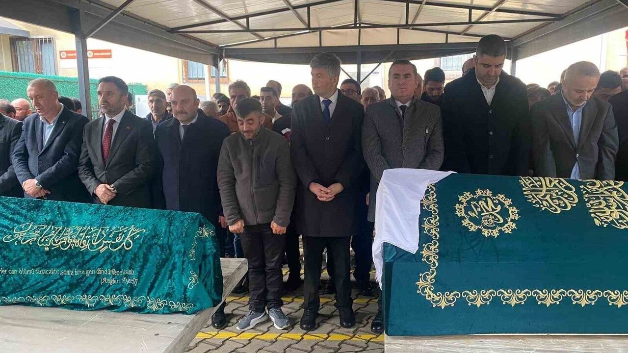 Pendik'te Yangın Faciası: 3 Çocuk Son Yolculuklarına Uğurlandı