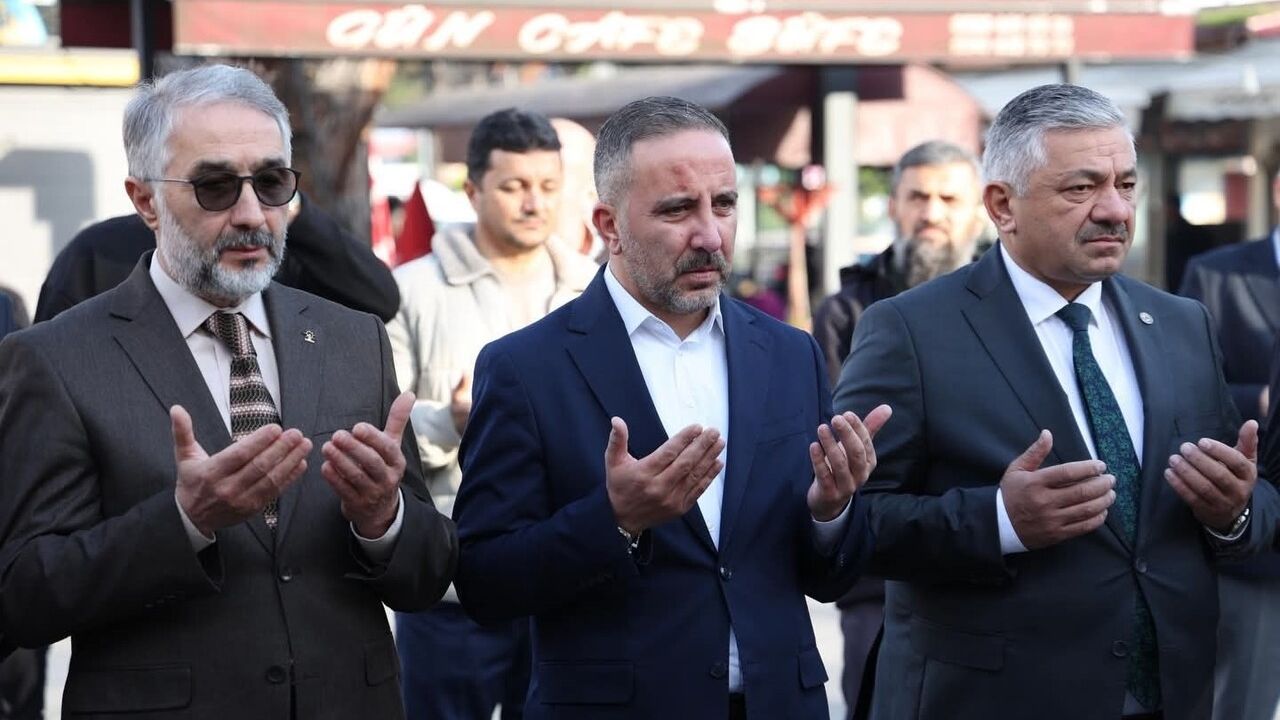 Perşembe'de Filistin'e Destek İçin Hayır Çarşısı Açıldı