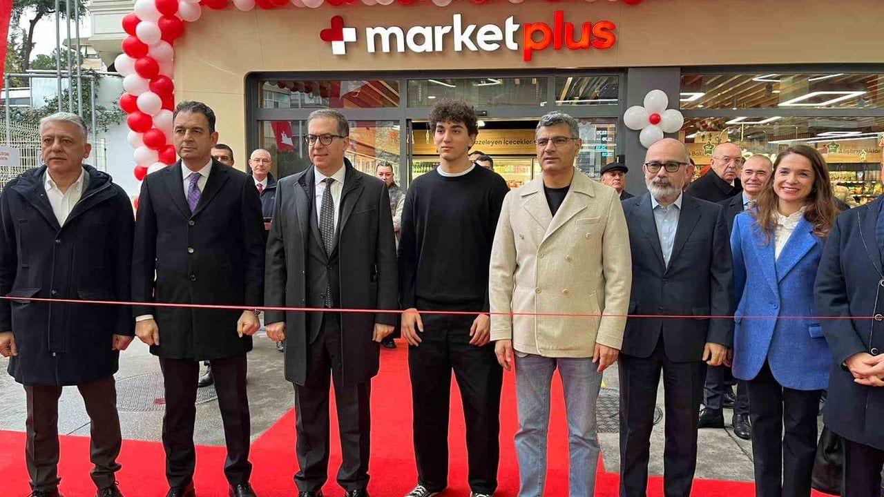 Petrol Ofisi İstanbul'da 3 İkonik İstasyonu Açtı