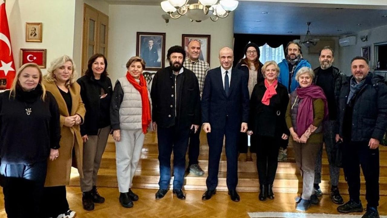 Plovdiv'de 'Yedi Tepeler Bulgar-Türk Dostluk Sergisi' Sanatseverlerle Buluştu