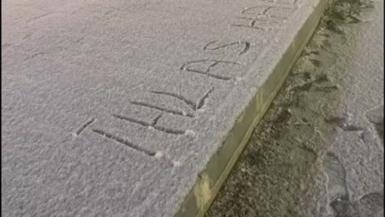 Polatlı’da Akşam Kar Yağışı Kartpostallık Görüntüler Oluşturdu