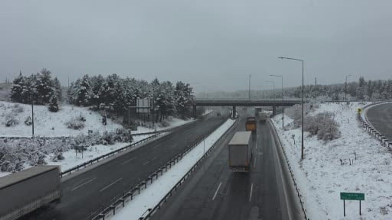 Pozantı'da Kar Etkili: Akçatekir ve Bürücek Yaylaları Beyazlandı