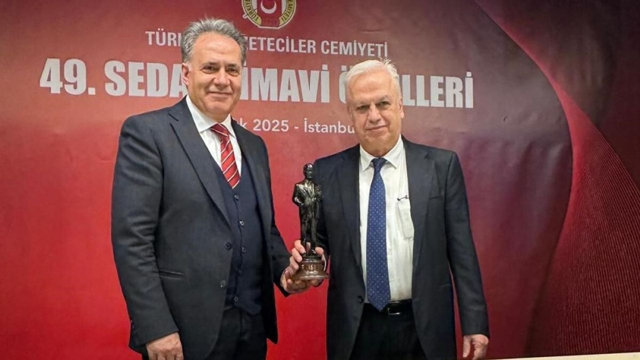Prof. Dr. Sezai Yılmaz’a TGC Sedat Simavi Ödülü: Çapraz Karaciğer Naklinde Öncü