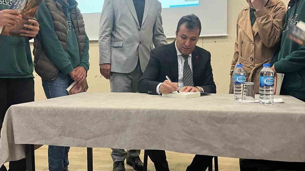 Prof. Dr. Yüksel Özdemir'in "Bir Dem Hayat"ı sinemaya uyarlanıyor