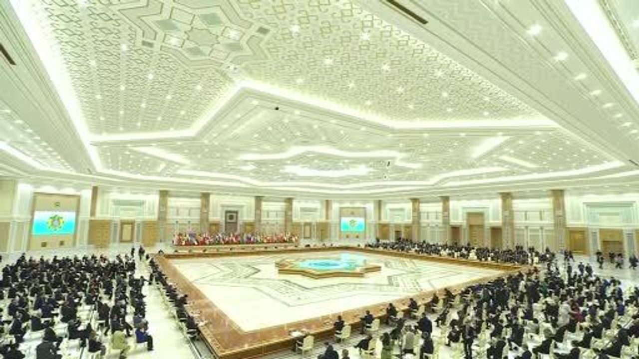 Putin: BM Şartı Temelinde Dürüst ve Karşılıklı Yararlı İlişkiler Kurulabilir