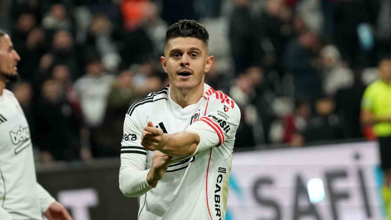 Rashica, Beşiktaş'a 1-0'lık galibiyeti getiren ilk lig golünü attı
